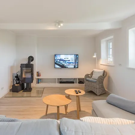 別荘 Reethus Backbord